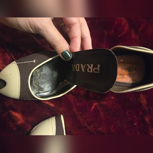 Prada Pin Up Heels - Picture 4 of 6